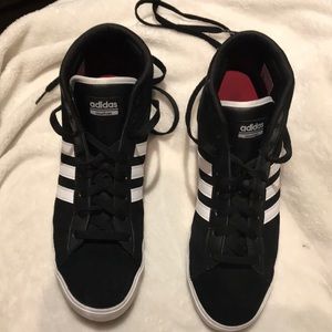 Adidas NEO Cloudfoam QT Mid Women’s Shoes